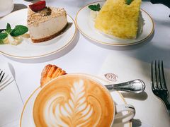 拿铁咖啡-COVA(新天地Xintiandi店)