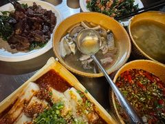 -汤锅大王(新平曹苏黄牛汤锅有限公司)