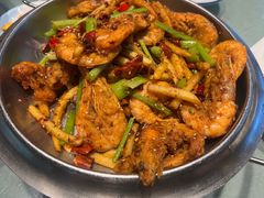 -老码头黑皮肘子锅包肉(赣水路店)