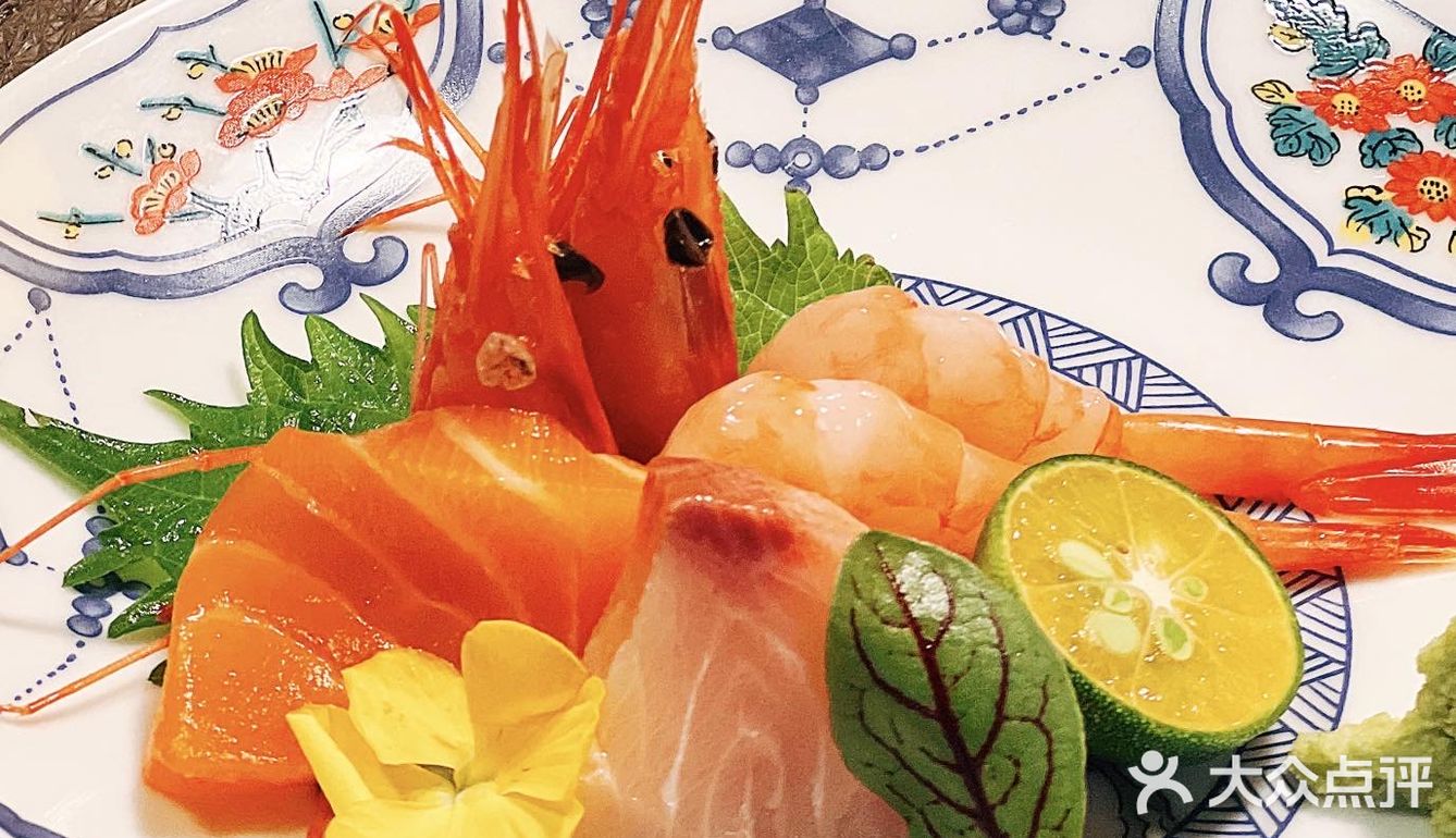 西湖周边大隐于市的小独栋日料，仿佛置身日本