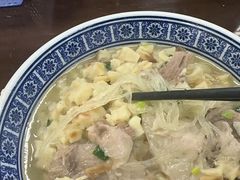-崇德楼水盆牛羊肉泡馍馆(文艺路店)