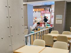 -灵芝妹子海鲜米线(凯德和平广场店)