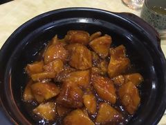 -山珍王国·云南野生菌石锅鱼