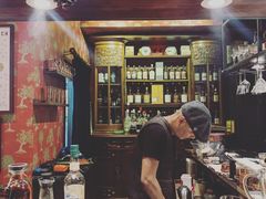 -DM Distiller & Mixologist Whisky Cocktail Bar