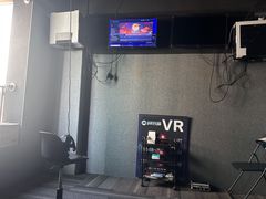 -VR 间客漫·PS电玩·虚拟现实包间游戏电竞(街道口店)