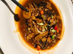 酱焖鱼头加牛蛙-绿茶餐厅(昌平悦荟店)