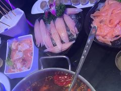 -唯爱KTV聚会餐厅(仙林东城汇店)