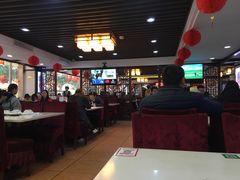 大堂-潮泰牛肉火锅 · 创于1992年(车公庙店)