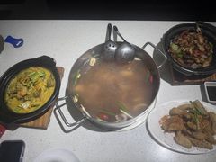 -肥仔文澳门猪骨煲(南京西路店)