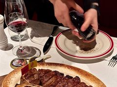 -希斯林牛排馆 Sizzzling Steakhouse