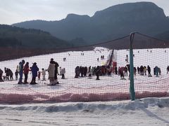 -济南卧虎山滑雪场
