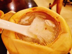 椰青燕窝-中国城银都鱼翅酒楼