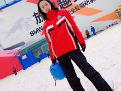 -哈尔滨热雪奇迹