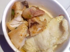 酸菜鱼-锅儿欢海鲜火锅烤肉自助餐(东港凯虹店)