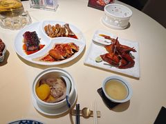 非遗红烧乳鸽-侨美食家·粤菜(体育西路店)