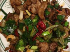 -云海肴·汽锅鸡·云南菜(天山百盛优客店)