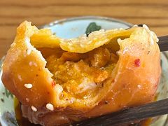 蟹黄虾滑生煎-鑫震源·苏式大虾生煎(山塘街店)