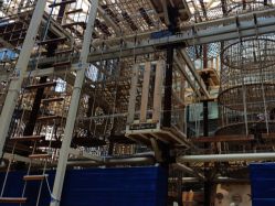 -PIPIKINGDOM皮皮王国欢乐号(欢乐海岸购物中心店)