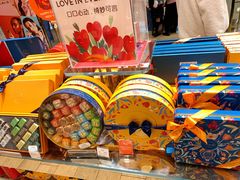 -VENCHI 闻绮(广州太古汇店)