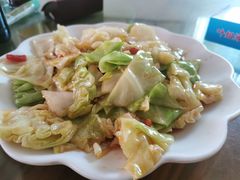 爆炒包心菜-叶姐海鲜(棋子湾店)