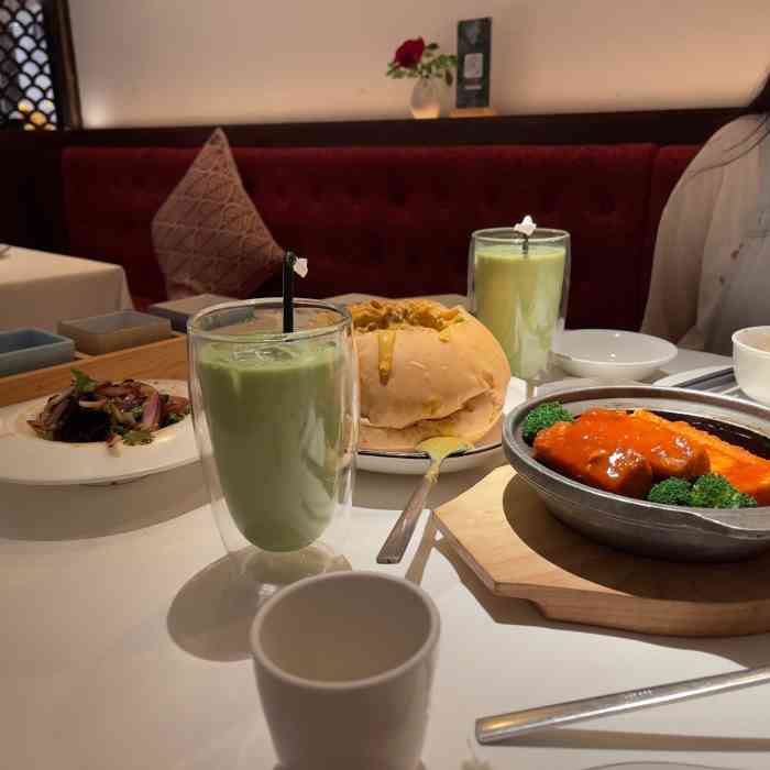 乌布泰涟(亭江店)-"真的是很走心的一家店了,"坐落于"乌玛市.