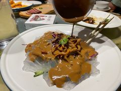 -关东小磨东北菜(上海长风大悦城店)