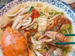 -霆记海鲜·只为这碗面(滨江店)