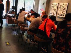 大堂-星巴克(洛阳中州万达广场店)