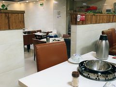 大堂-胡须佬鸡煲四季火锅(龙珠大道店)