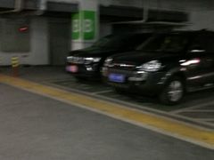 场地-万象城-停车场