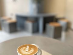 澳白-M Stand(南京新街口金鹰店)