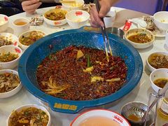 -渔香岛美蛙鱼头火锅(黔灵山公园店)