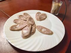 -溢心园香河肉饼总店