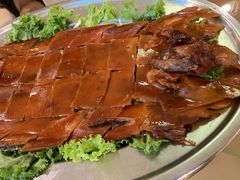 烤乳猪-光海鲜鱼翅餐厅(叻差拉披色路店)