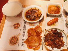 -老乡鸡(上海白玉兰广场店)
