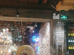 -领鲜活海鲜榴莲自助火锅(东门店)