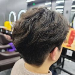 -藤野造型烫发染发