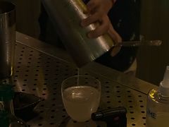 -Shift cocktail bar鸡尾酒吧