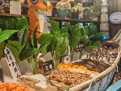 -领鲜活海鲜榴莲自助火锅(东门店)