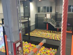 -嗨翻Hi-Fun竞技主题乐园·蹦床亲子生日轰趴(国光1937店)