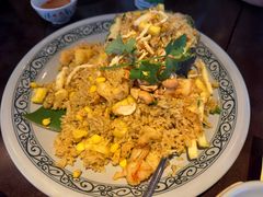 原只菠萝炒饭-大头虾越式风味餐厅(光明广场店)