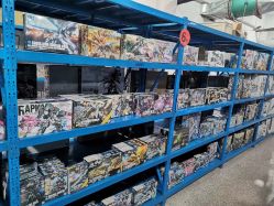 -逝水玩具折扣店