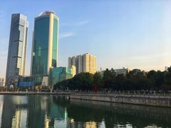 -西北湖绿化广场