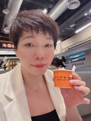 点击看大图 -八佰伴8008星级形象店