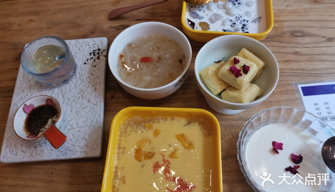 挺有调调的糖水铺