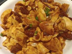 家常蛋白烧肉-刘胖子家常菜·蹄花焖藕(中南店)
