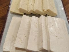 -毛辣果·贵州红酸汤牛肉火锅(西单店)