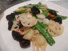 -益健名厨海鲜城(夏湾店)