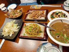 -宣威山野人家·云南菜·菌火锅(金碧店)