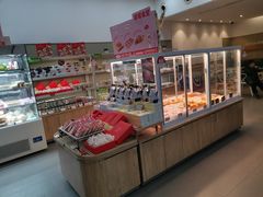面包甜点陈列柜-仟吉(沿港路店)